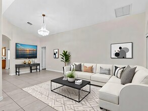 706 C St in Lake Worth Beach, FL - Building Photo - Building Photo