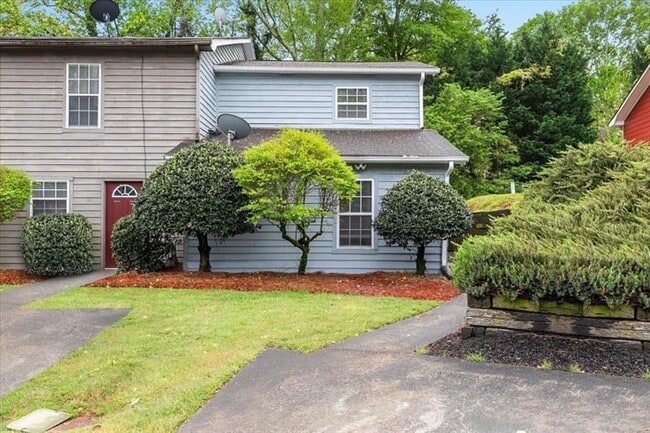 property at 1714 Wynndowne Trail