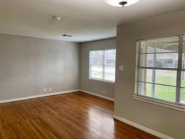 property at 617 Fostoria Ln