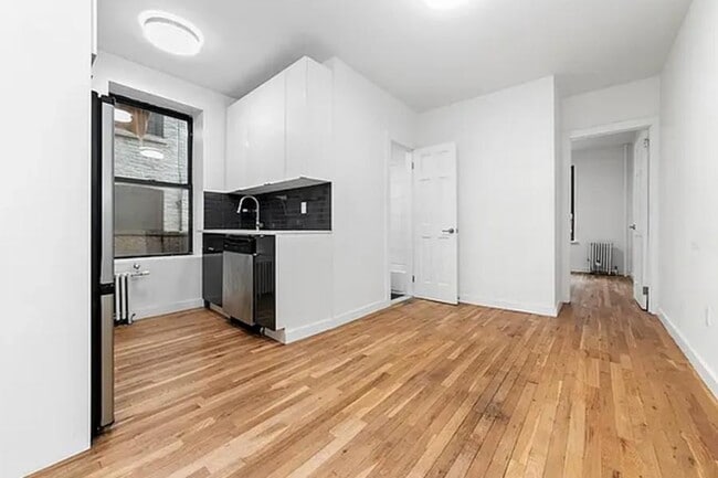 Fourth Avenue in Brooklyn, NY - Building Photo - Building Photo
