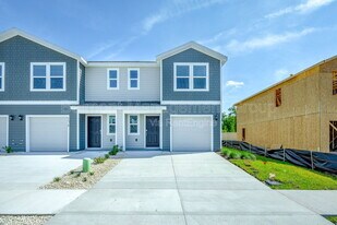 6676 SW 81st Lp in Ocala, FL - Building Photo