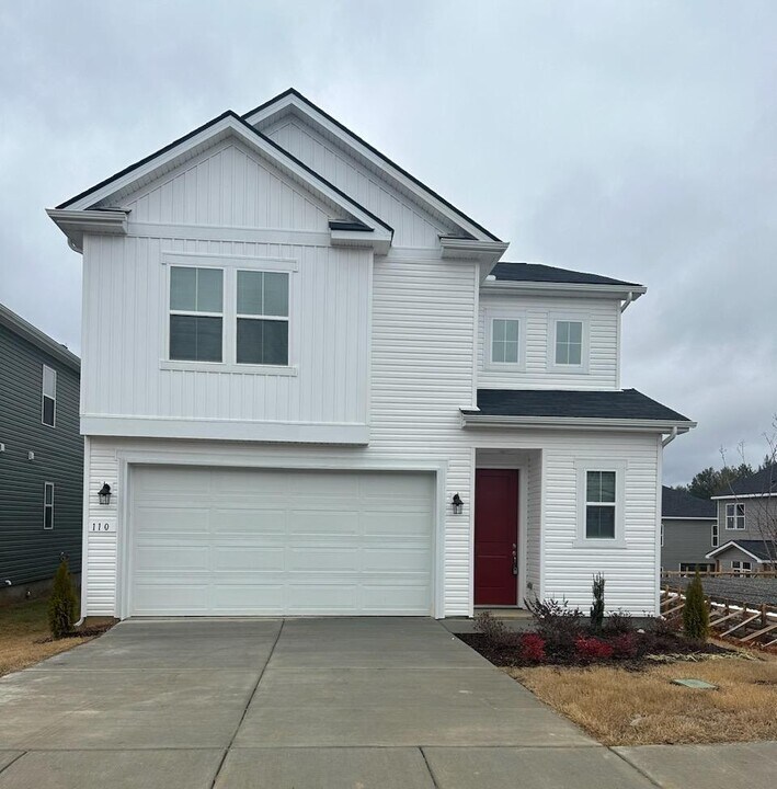 110 Timber Crst Trl in White Bluff, TN - Building Photo
