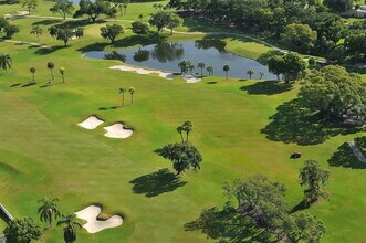 4119 61st Ave Terrace W in Bradenton, FL - Foto de edificio - Building Photo