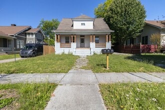 3043 E 5th Ave in Knoxville, TN - Building Photo - Building Photo