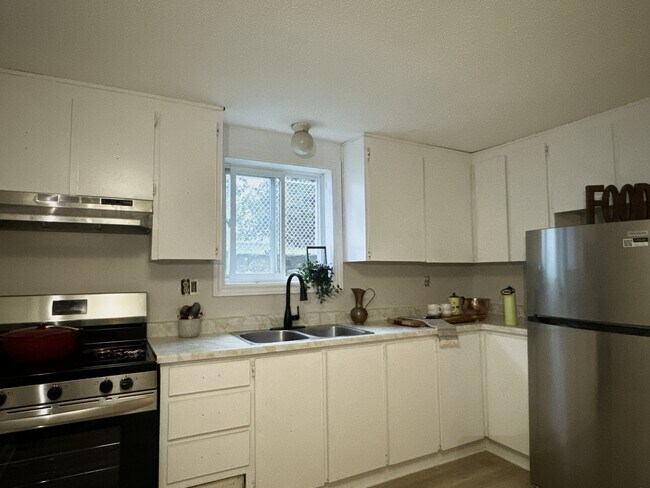 672 Lalonde St in Clarence-Rockland, ON - Building Photo - Building Photo