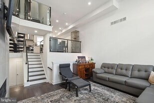 1315 S Capitol St in Philadelphia, PA - Building Photo