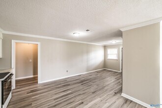 5204 Grizzard Rd NW in Huntsville, AL - Building Photo - Building Photo