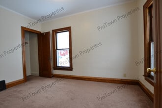 807 Glenwood Ave in Joliet, IL - Building Photo - Building Photo