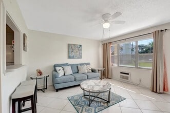 176 Dorset E in Boca Raton, FL - Building Photo - Building Photo