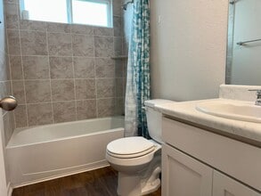 9603 Lowline Brg in San Antonio, TX - Building Photo - Building Photo