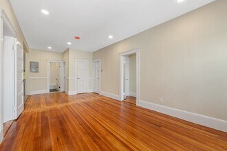 44 Brackett St in Boston, MA - Building Photo - Building Photo