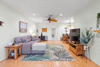 1766 Lakefront Blvd in Fort Pierce, FL - Building Photo - Building Photo