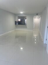 9917 W Okeechobee Rd in Hialeah, FL - Building Photo - Building Photo
