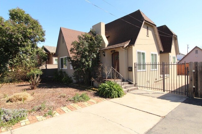 2816 Concord Blvd in Concord, CA - Building Photo - Building Photo