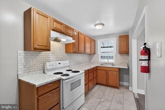 1001 Burnside Rd in Sharon Hill, PA - Building Photo - Building Photo