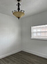 2403 Durham St in Tampa, FL - Building Photo - Building Photo