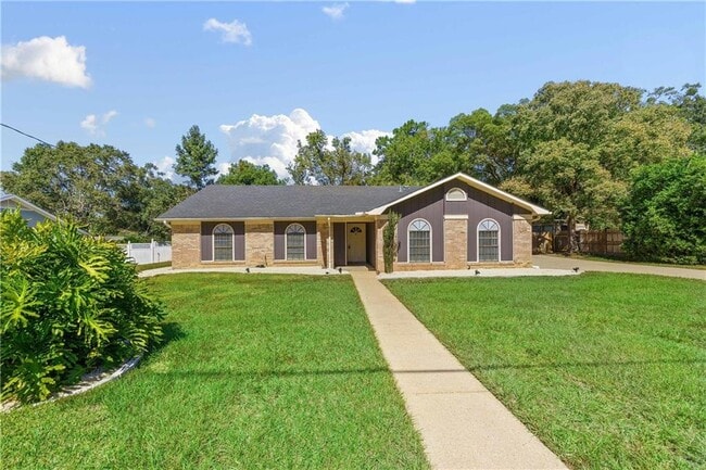 property at 8860 Dawes Point Dr