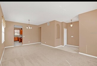 223 Largovista Dr in Oakland, FL - Building Photo - Building Photo