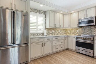 326 Windrush Blvd in Indian Rocks Beach, FL - Building Photo - Building Photo