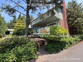 2503 SW Beaverton Hillsdale Hwy in Portland, OR - Building Photo