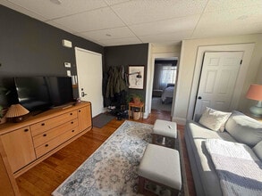 124 Johnson St in Lynn, MA - Building Photo - Building Photo