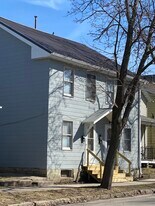 2284 Jackson St, Unit 2286 in Dubuque, IA - Building Photo