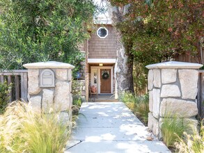 3613 Walnut Ave in Manhattan Beach, CA - Foto de edificio - Building Photo