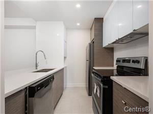 property at 5175 De Courtrai Av