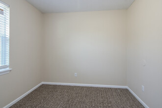 301 Bluebell Ave in Summerville, SC - Building Photo - Building Photo