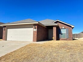 7424 104th St in Lubbock, TX - Building Photo