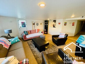 3121 N Monitor Ave in Chicago, IL - Building Photo - Building Photo