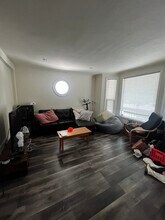 362 N 7th St in San Jose, CA - Foto de edificio - Building Photo