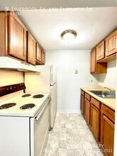 35 N Liverpool St in Manchester, PA - Building Photo - Building Photo