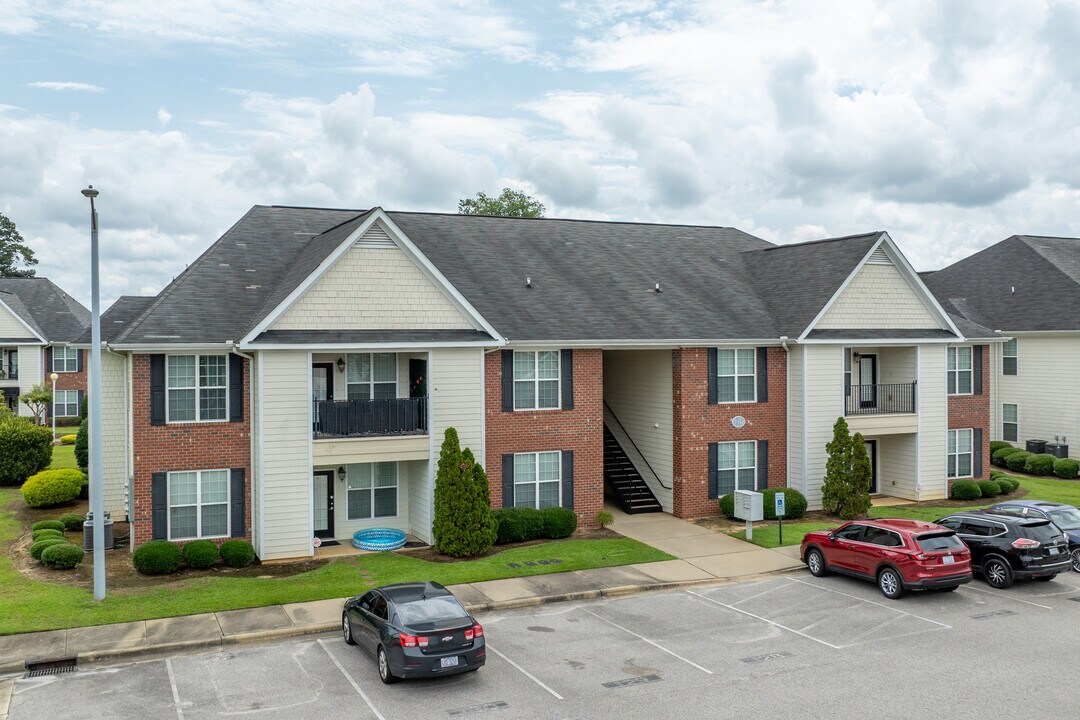 Woodland Village Villas in Fayetteville, NC - Foto de edificio