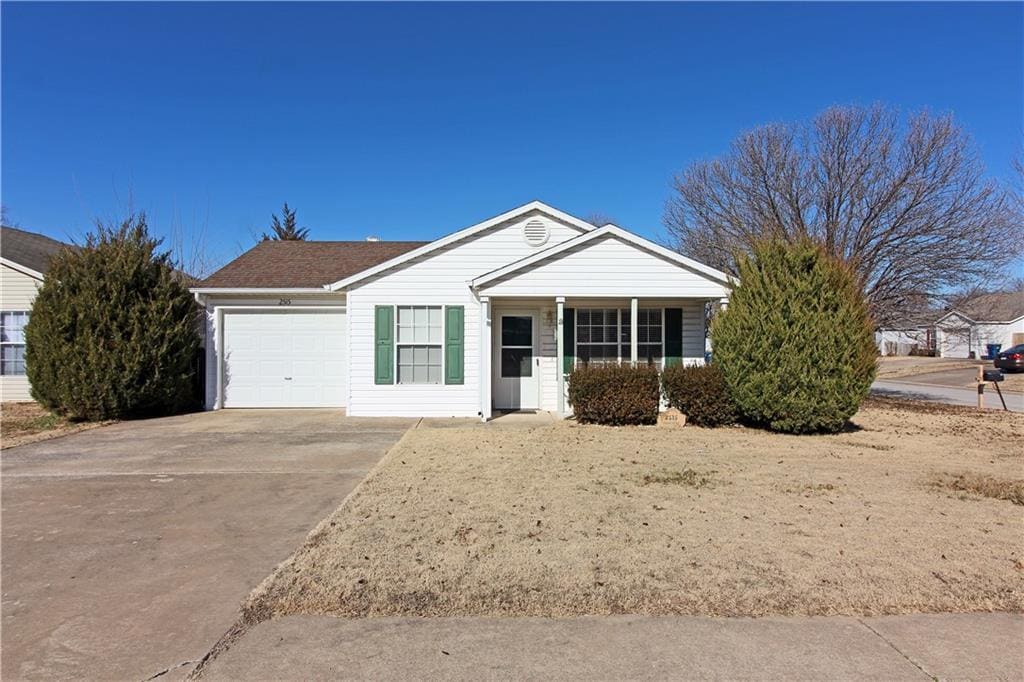 2515 Parkcrest Dr in Bentonville, AR - Building Photo