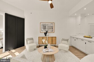 1700 Kalorama Rd NW in Washington, DC - Foto de edificio - Building Photo