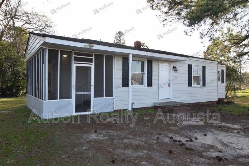 1572 Koger St in Augusta, GA - Building Photo