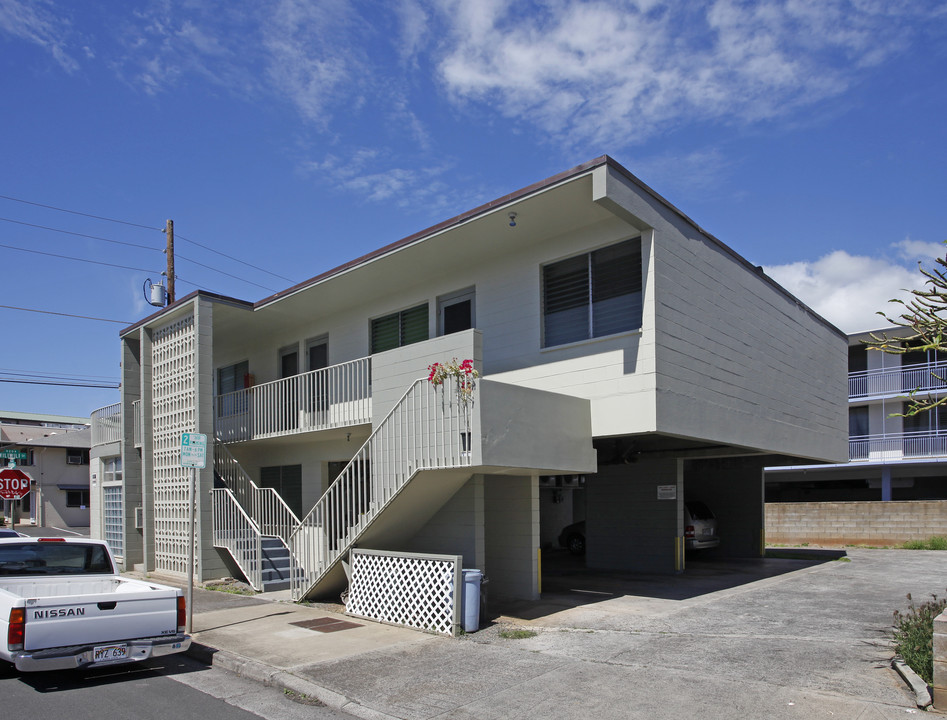 2104-2112 Algaroba St in Honolulu, HI - Building Photo