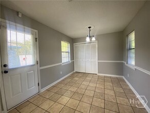 958 Gulfstream Rd in Hinesville, GA - Building Photo - Building Photo