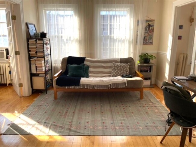 22 Chauncy St, Unit 42 in Cambridge, MA - Foto de edificio - Building Photo