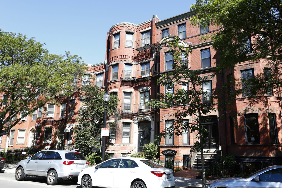 289 Newbury St in Boston, MA - Foto de edificio