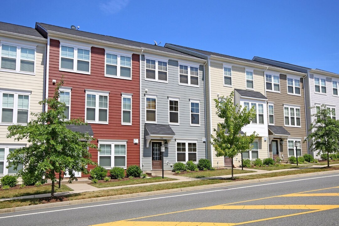 1446 Timberwood Blvd in Charlottesville, VA - Building Photo