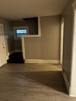 3641 Independence Rd in Cleveland, OH - Building Photo