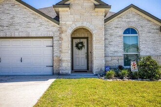 1019 Republic St in Brenham, TX - Building Photo - Building Photo
