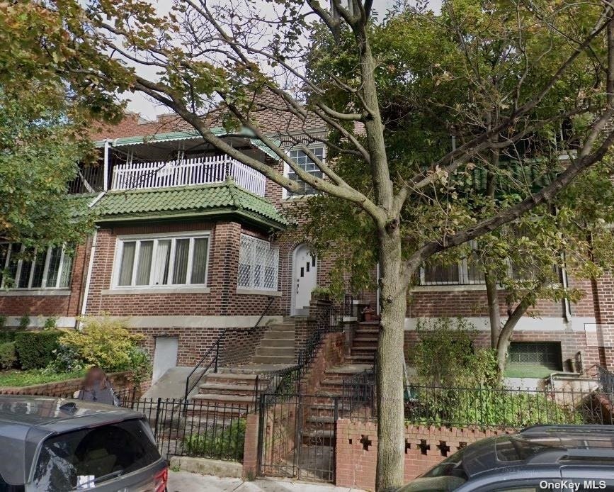 595 Crown St, Unit 2 in Brooklyn, NY - Building Photo