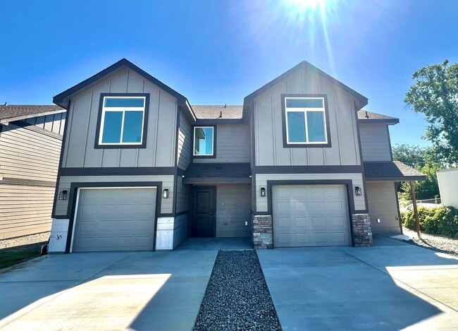 property at 609 N Rd 34