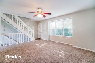 2958 Badger Dr in Hilliard, OH - Building Photo - Building Photo