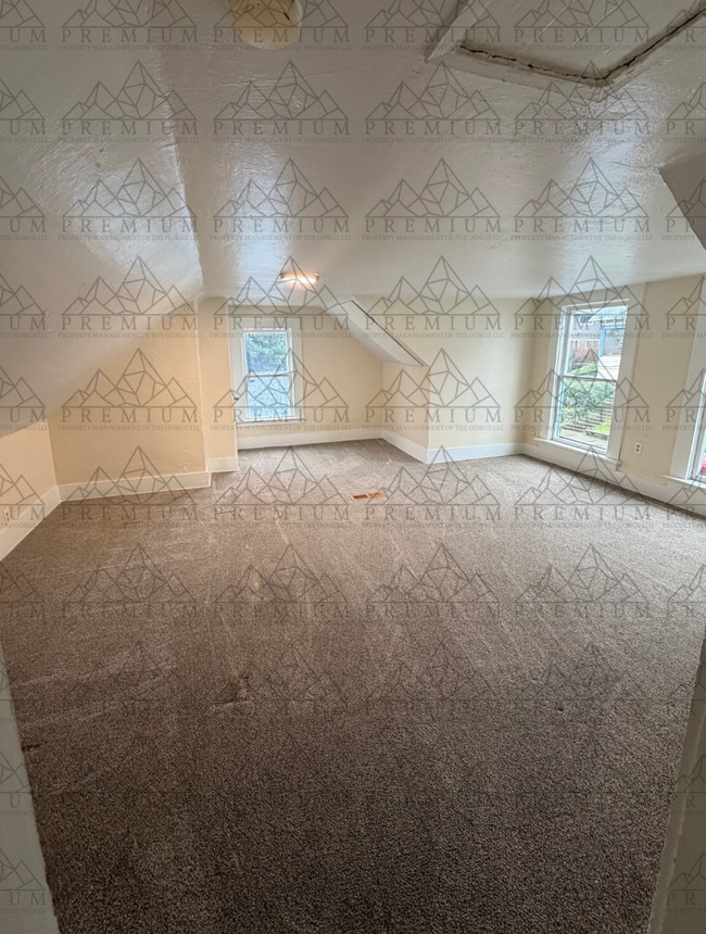 property at 714 Union St