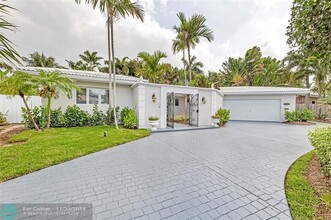 2840 NE 26th Ct in Fort Lauderdale, FL - Foto de edificio - Building Photo