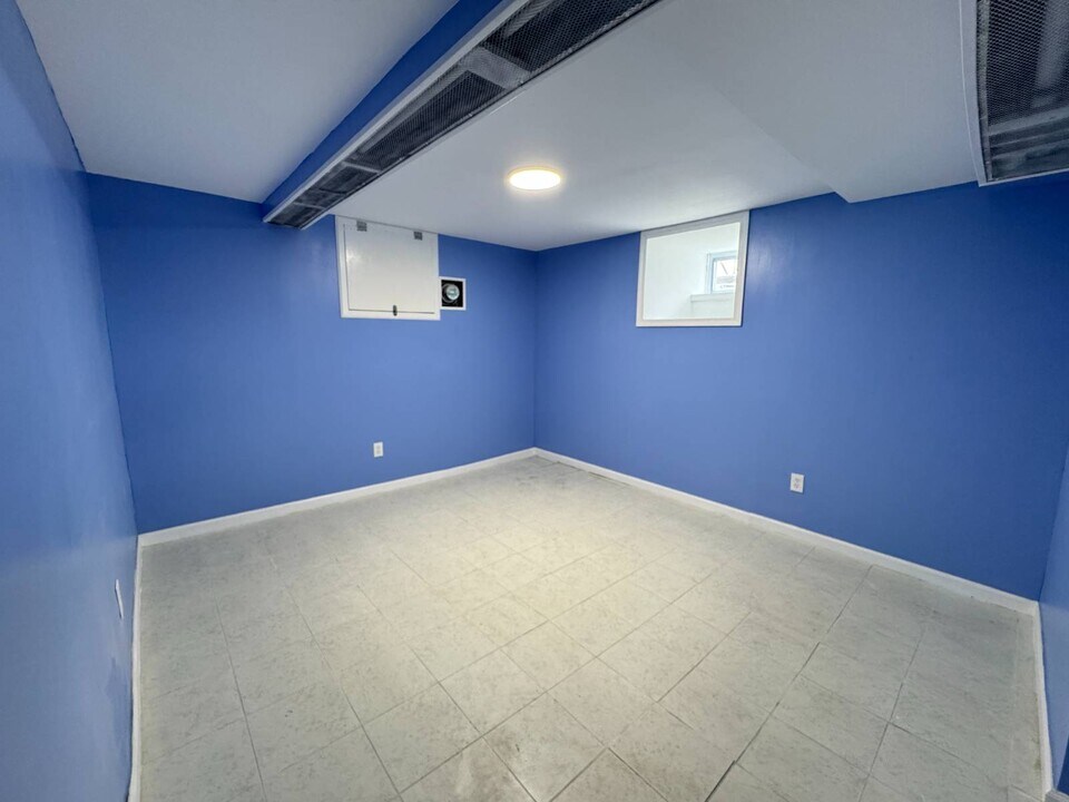 1931 Narragansett Ave in Bronx, NY - Building Photo